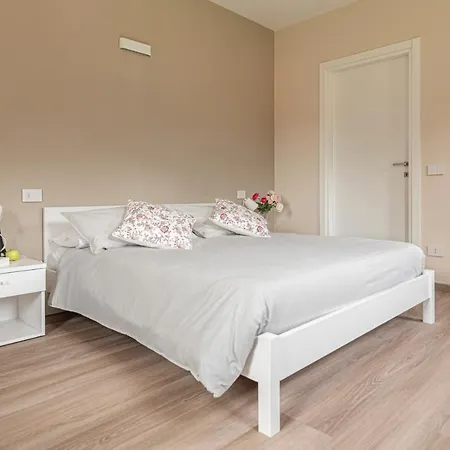 Ul Calus Alojamento de Acomodação e Pequeno-almoço Crodo